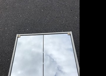 2 - ovinen Peilikaappi 60 x 60 x 17 cm
